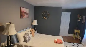 Hidden and comfortable home away from home - Image 2
