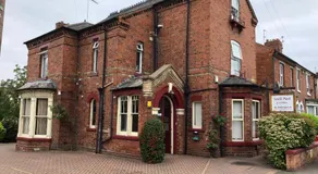 South Park Guest House - Image 4