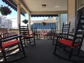 Scarborough Inn - Image 4