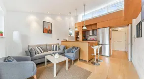 Stylish Soho one bedroom apartment - Image 2