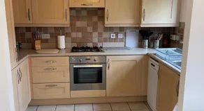 Spacious, Quiet, Sleeps 13, 3 Bathrooms, 2 Parking, Park, KIA1 - Image 4