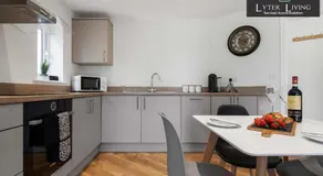Lyter Living Oxford - 2 Bed House with Parking in Botley - Image 3