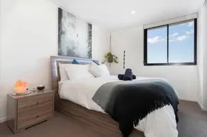 Inner city 1 bedroom Apartment with Rooftop pool and Parking - Serain Residences - Image 2