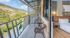 Solo Grand Boshuri Hotel Wellness Resort - Image 4
