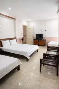 Hoàng Chánh Trí Hotel - Image 4