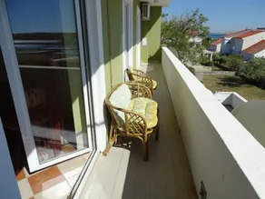 Apartment Don A4 Dinjiska, Island Pag - Image 4