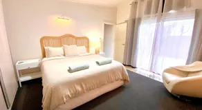 Salty Blue Beach House - Image 2