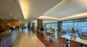 Orfeo Suites Hotel - Image 4