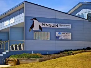Penguin Beachfront Apartments - Image 5