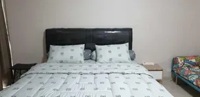 Exclusive Stay in U Residence 3 - Image 4