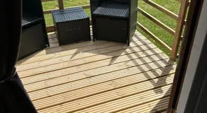 Dolafon luxury glamping pod 1 with hot tub - Image 4