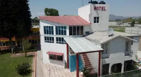 Hotel Cipreses - Image 5