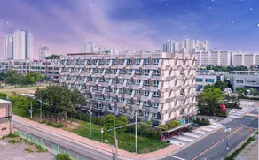 Chungchoho Best Hotel - Image 5