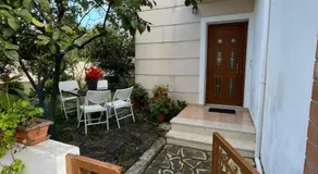 Melas Sweet Home - Image 4