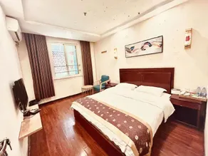 Xuanhan Qinghe Hotel - Image 3