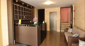 Sea Valley - Image 4