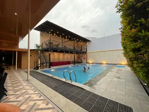 Riez Palace Hotel - Image 4