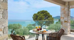 Villa Teresa Luxury Suites - Image 2