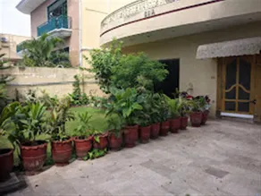 Executive Royal Garden - Image 1