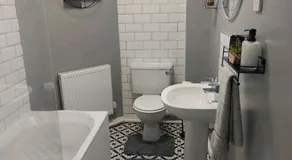 2 Bedroom Apartment - Image 2