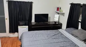 Cozy Private Room Near Disneyland, Beaches & Downtown LA - Image 1