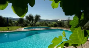 Luxury Serviced Cottage in a Historical Chianti Borgo - Image 2
