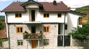 Aste Guesthouse - Image 3