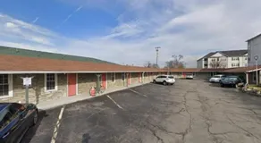 Lee motel - Image 5