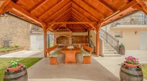 House Rose - Image 4
