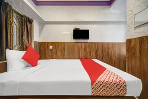 Flagship 80570 M G R Park Inn - Image 4