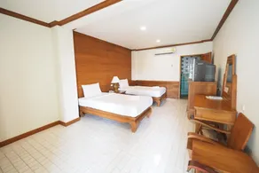 Fah Place Hotel - Image 3