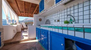 Appartement 'Jera Suite Vista Mare 2' avec vue sur la mer, terrasse privée et Wi-Fi - Image 4