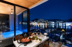 Yeosu Oceanview Cube Pension - Image 1