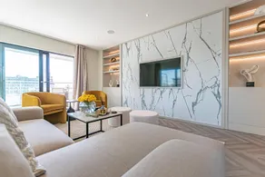 NOVU Apartments Liverpool Waterfront - Image 2