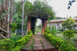 42 Green Pastures By Lexstays -Tea Estate Experience - Image 3