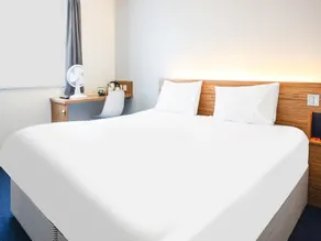 Deluxe Double Room - Image 3