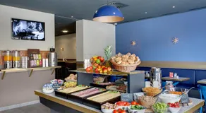 MEININGER Hotel Salzburg City Center - Image 3