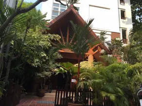 Chada Thai House - Image 4