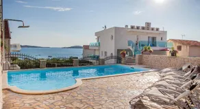 Apartments Villa Matea - Image 3