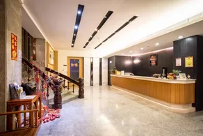 Country Garden Hotel - Image 5