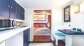 Viking Hill Oceanfront Hostel & Resort - Image 2