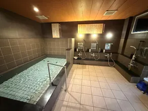 Cozy business inn, right by Osakako Station! On-site private parking and a large public bath. - Image 3