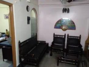 Homely 2BHK Flat in Dhakuria, South Kol for family - Image 2