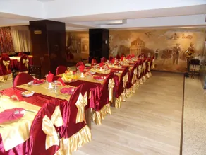 Grand Pier Hotel Old Town - Image 3