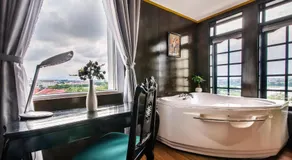The Sunriver Boutique Hotel Hue - Image 3