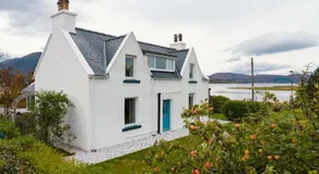 Waterside Cottage by the sea - Broadford - Image 2