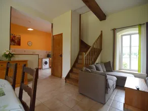 Middle House Listed As Historic Building Near Montreuil - Image 5