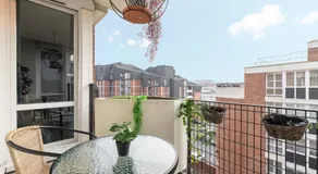 Grand T2 à 8mn de Lille et Stadium Terrasse et parking privé - Image 4