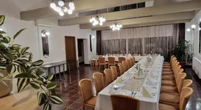 Lázár Pension & Restaurant - Image 4