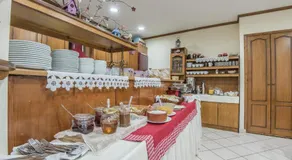 Marianna's Home Accommodation - Image 4